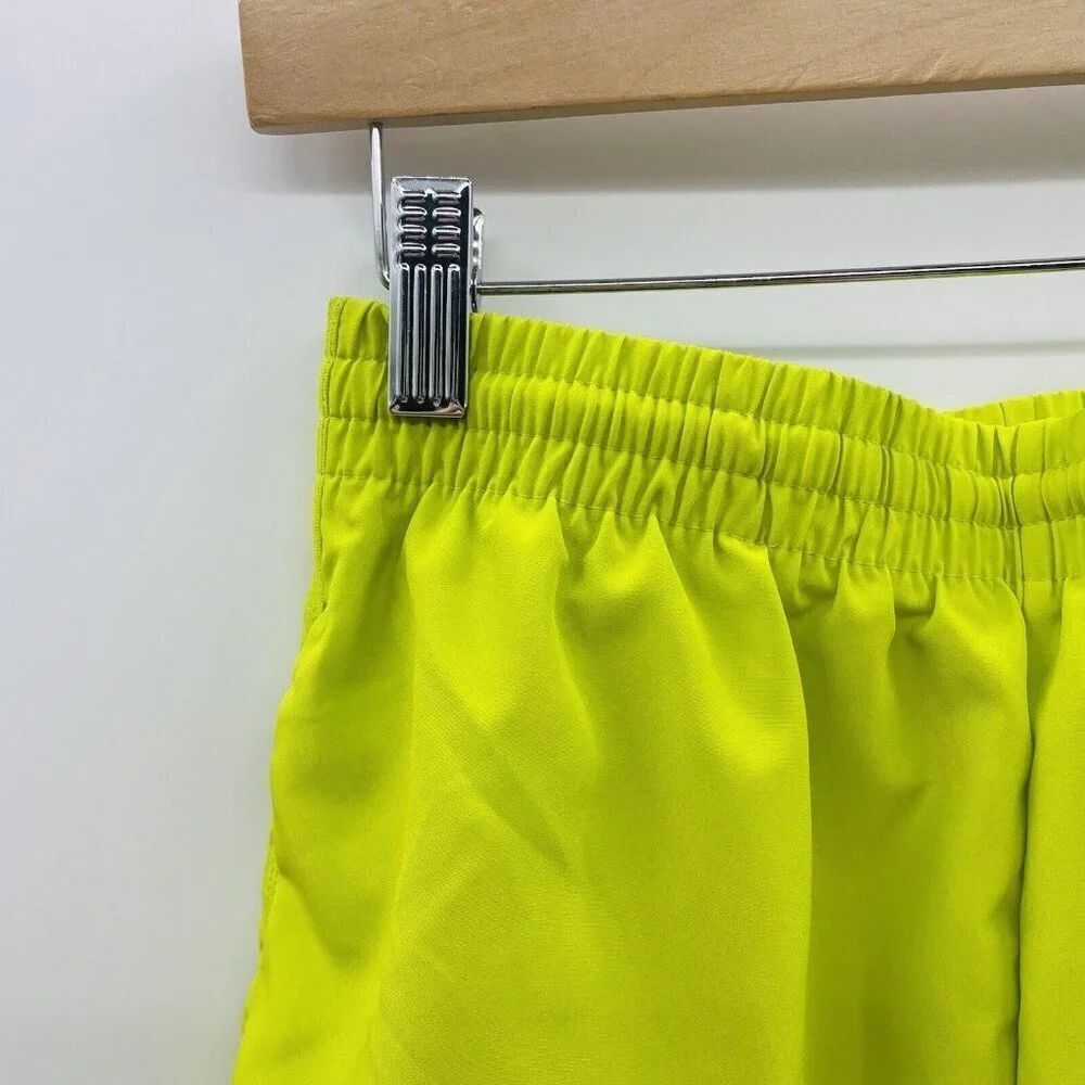 Nike Youth Boys Large Dri-FIT Multi+ Training‎ Shorts Standard Fit in Green 1806